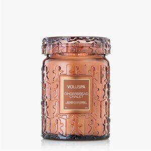 NWT! Voluspa Gingerbread Chalet Candle